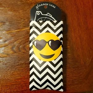 Emoji glasses case